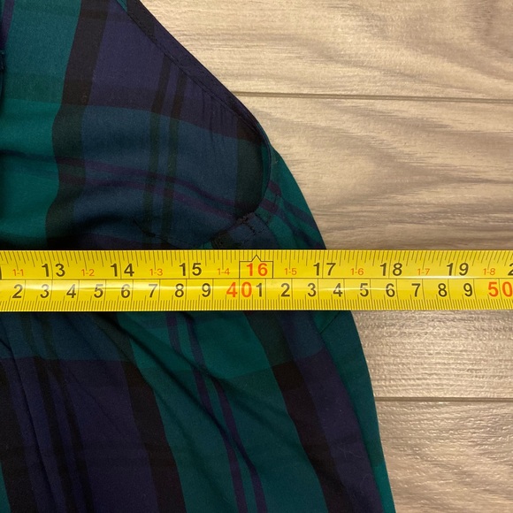 *NWT* Green plaid spaghetti strap dress Sz M - Picture 6 of 9